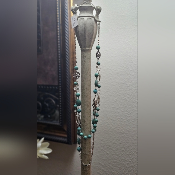 Faux Turquoise Silver Multi layer necklace New with Tags - Picture 6 of 6